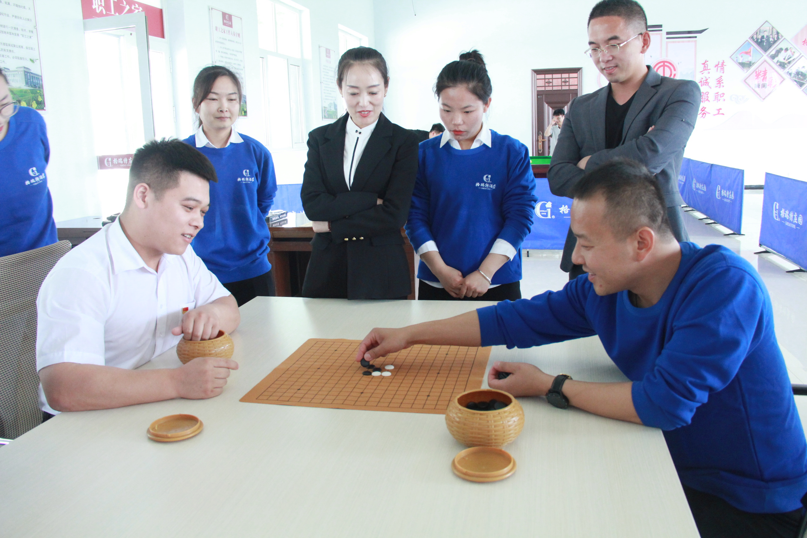 【團(tuán)結(jié)奮進(jìn)·銳意進(jìn)取】職工運(yùn)動會第二場——五子棋比賽順利進(jìn)行！